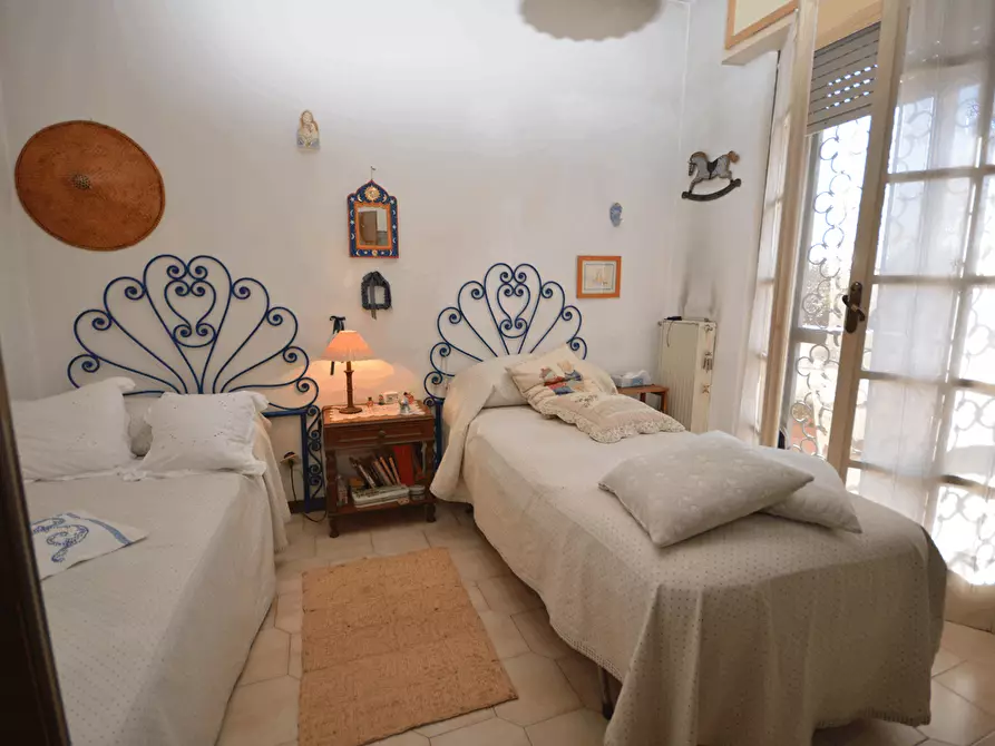 Immagine 20 di Casa bifamiliare in vendita  a Montignoso