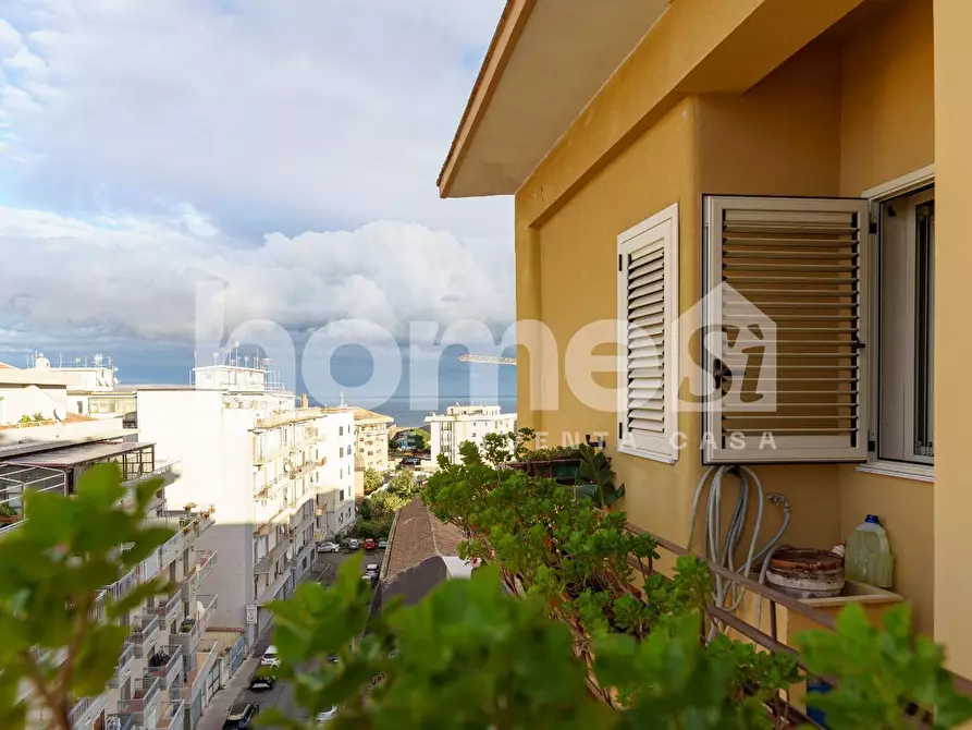 Immagine 10 di Appartamento in vendita  a Catania