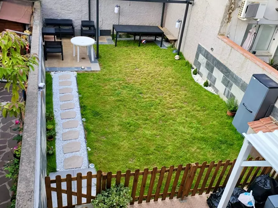 Immagine 1 di Terratetto in vendita  a Viareggio