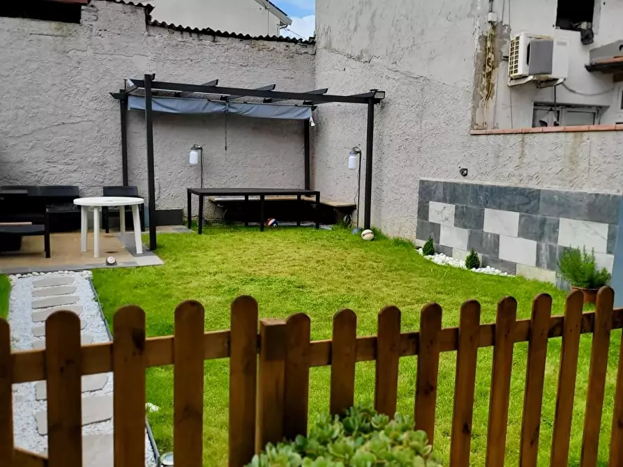 Immagine 2 di Terratetto in vendita  a Viareggio