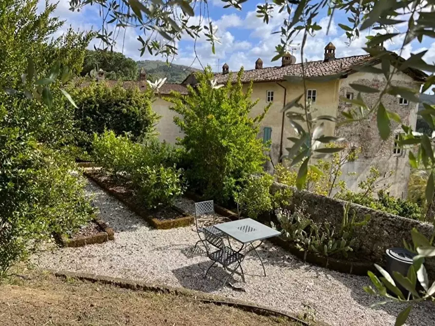 Immagine 4 di Villa in vendita  a Massarosa