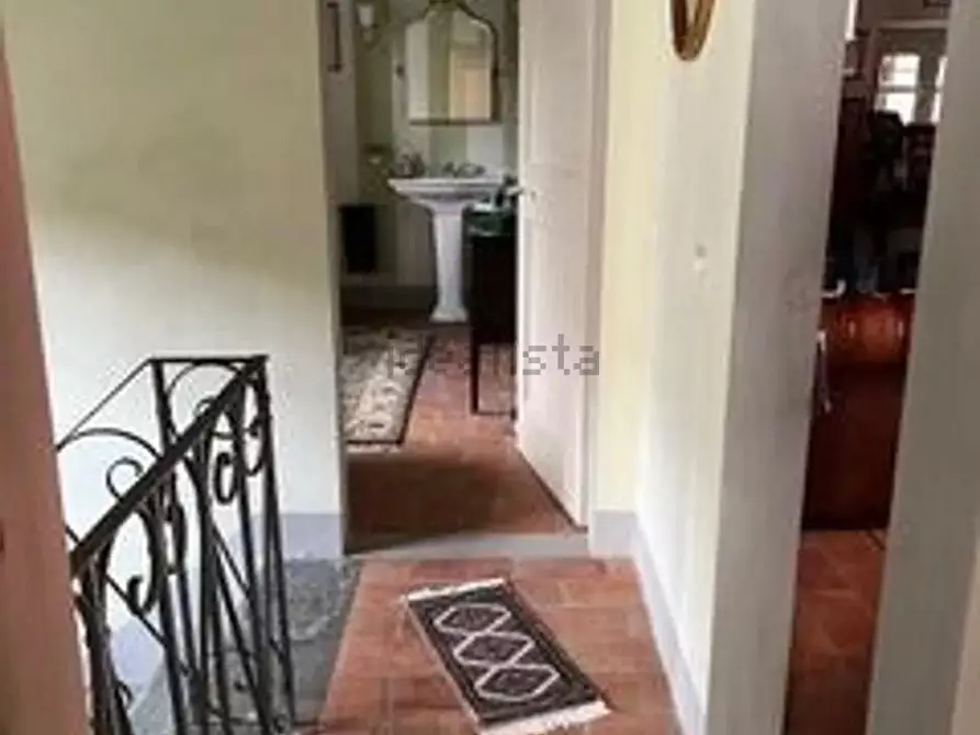 Immagine 7 di Villa in vendita  a Massarosa