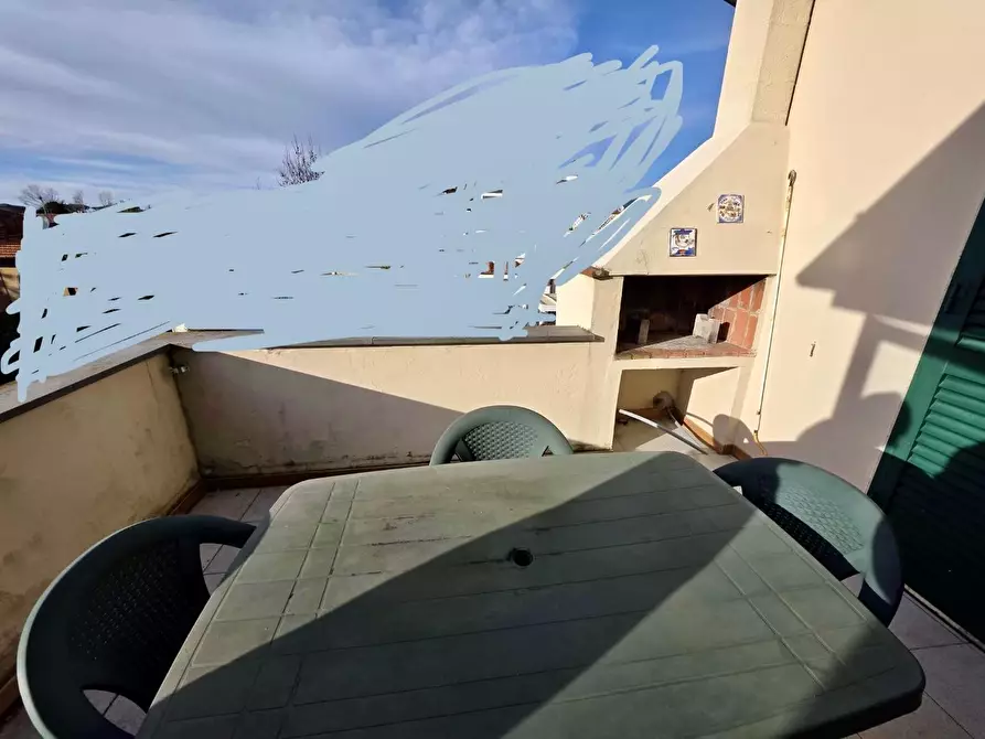 Immagine 4 di Casa semindipendente in vendita  a Pietrasanta