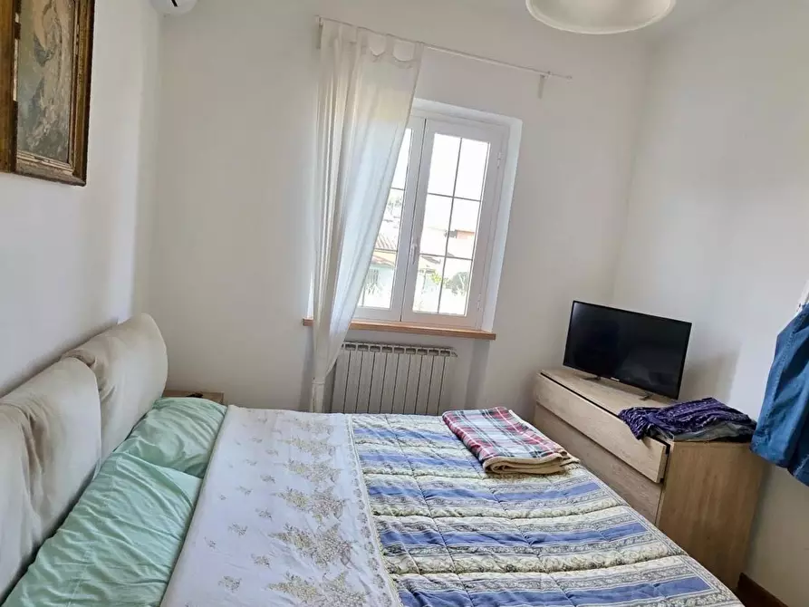 Immagine 19 di Casa semindipendente in vendita  a Pietrasanta