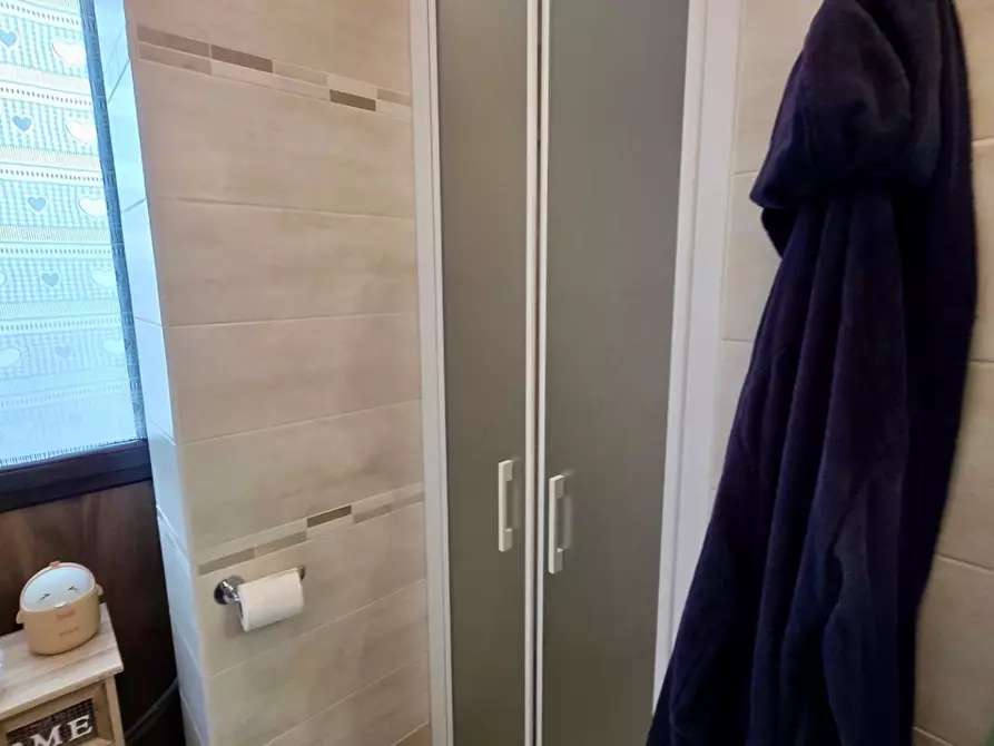 Immagine 12 di Appartamento in vendita  a Camaiore