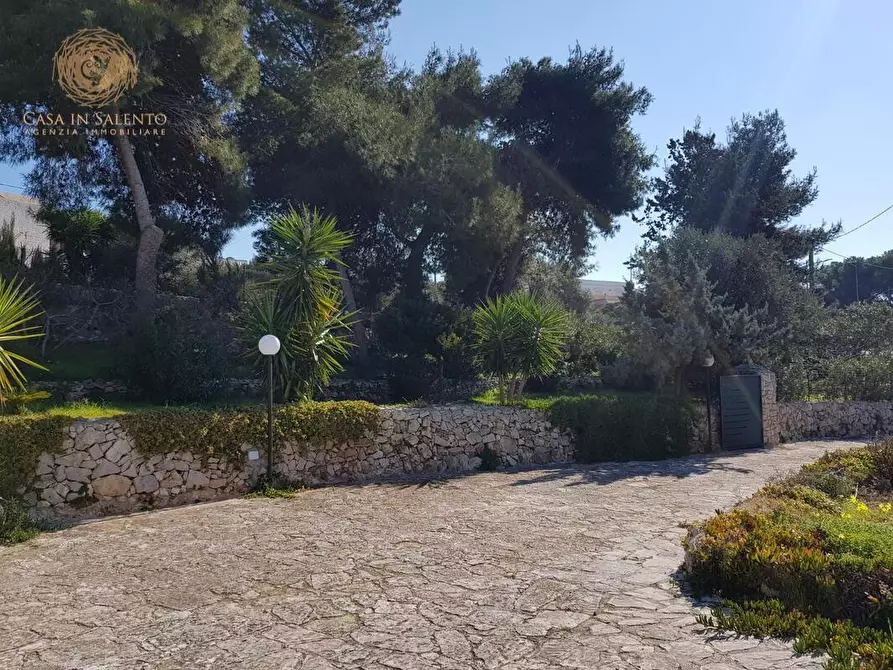 Immagine 30 di Villa in vendita  a Castrignano Del Capo