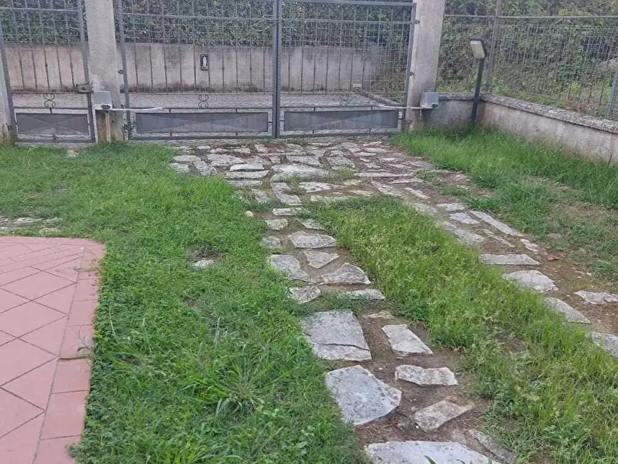 Immagine 3 di Appartamento in vendita  a Castelnuovo Magra