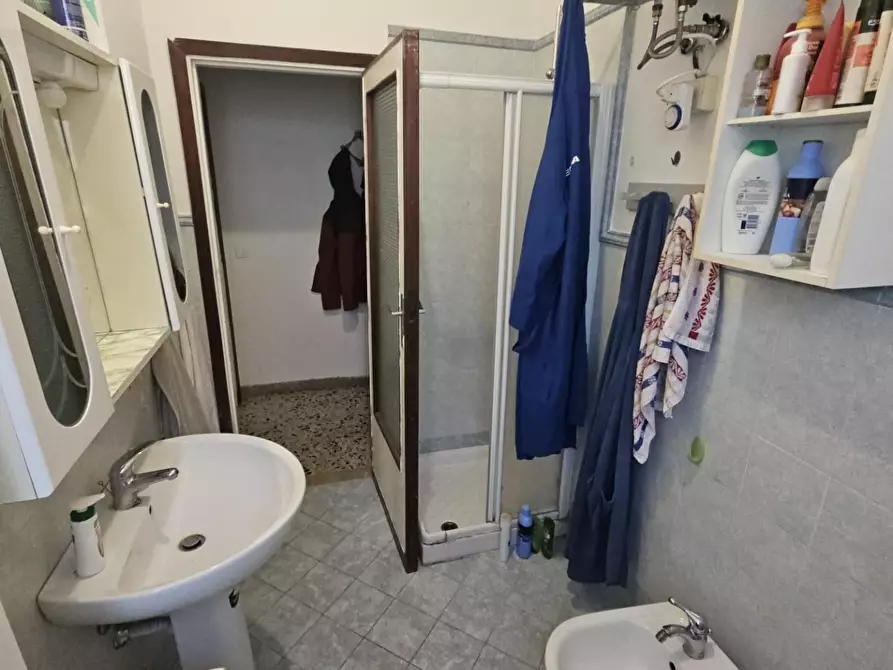 Immagine 17 di Appartamento in affitto  a Pisa