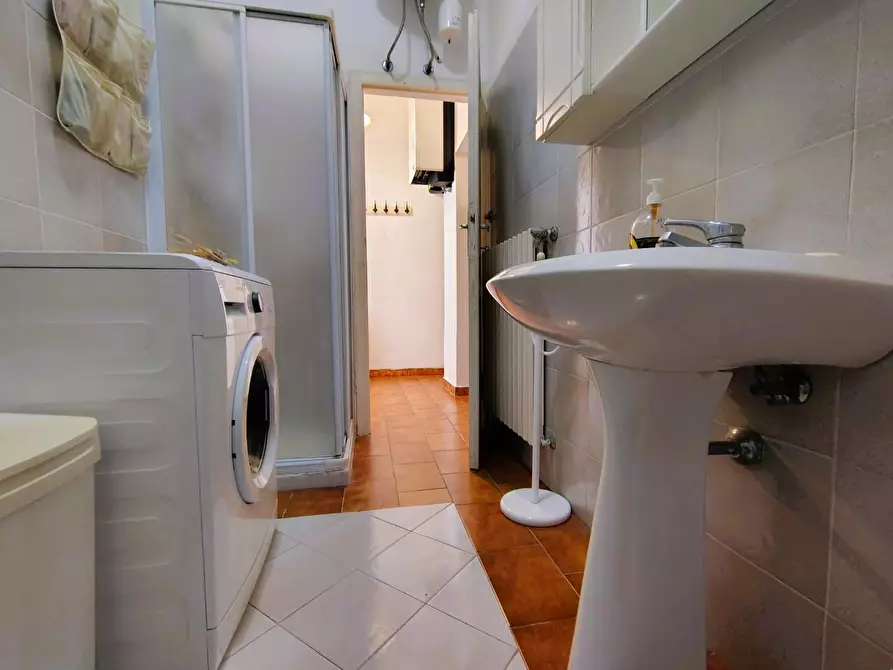 Immagine 11 di Appartamento in vendita  a Rosignano Marittimo