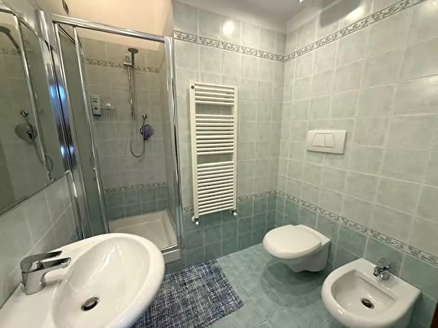 Immagine 14 di Appartamento in vendita  a Siena