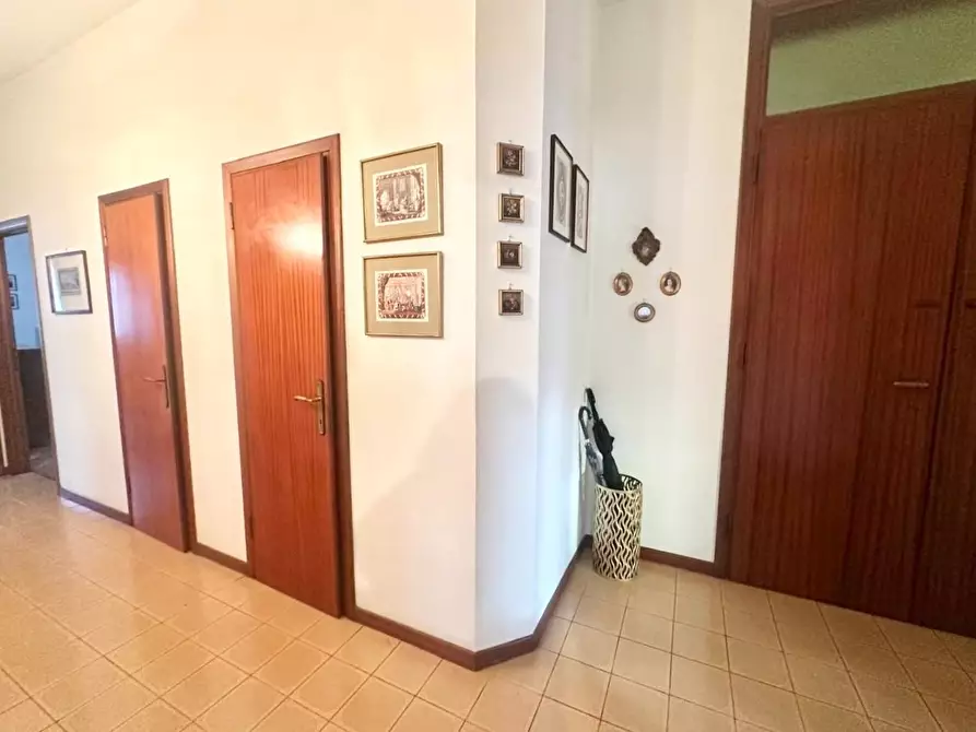 Immagine 29 di Appartamento in vendita  a Empoli