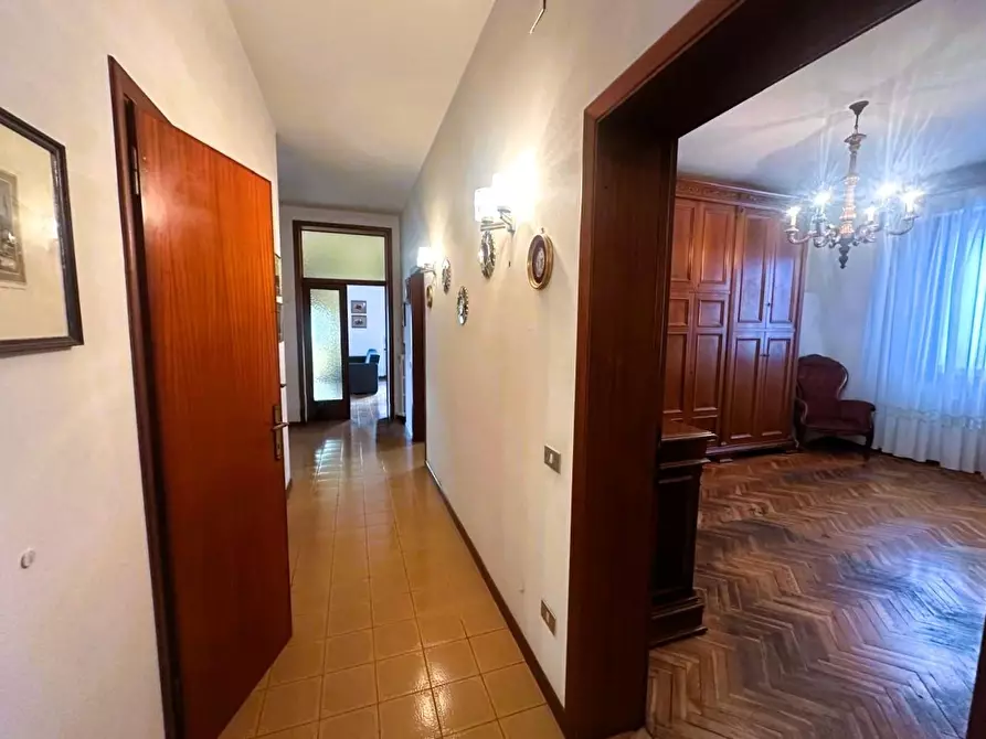 Immagine 13 di Appartamento in vendita  a Empoli