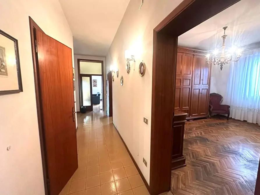 Immagine 32 di Appartamento in vendita  a Empoli