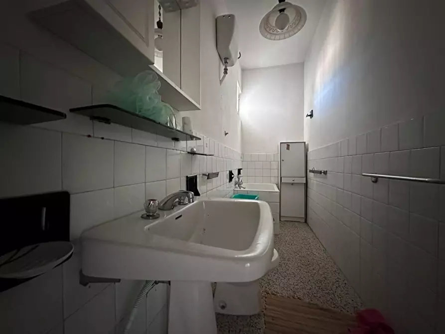 Immagine 14 di Appartamento in vendita  a Pisa