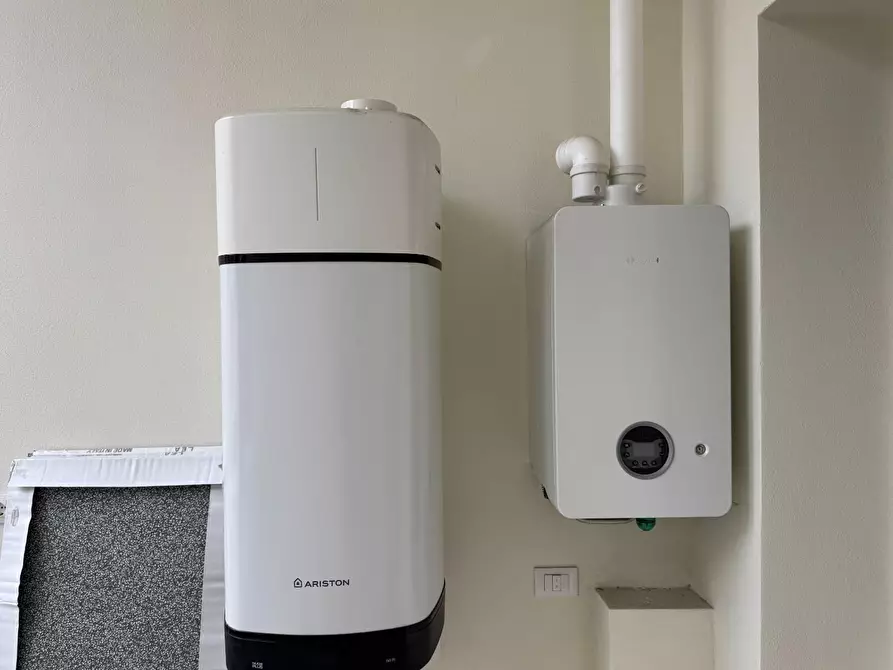 Immagine 26 di Appartamento in vendita  a Empoli