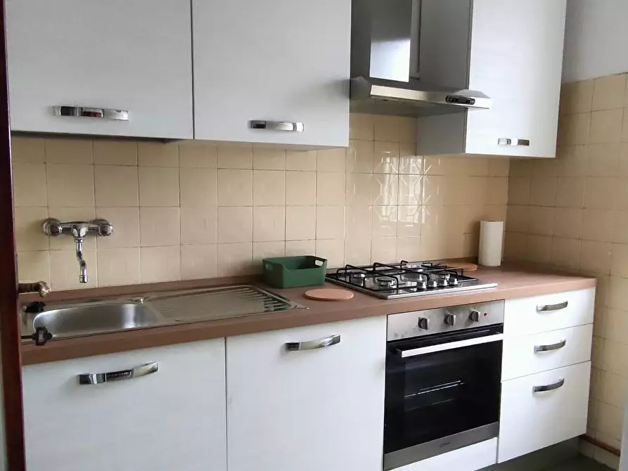 Immagine 4 di Appartamento in affitto  a Pisa