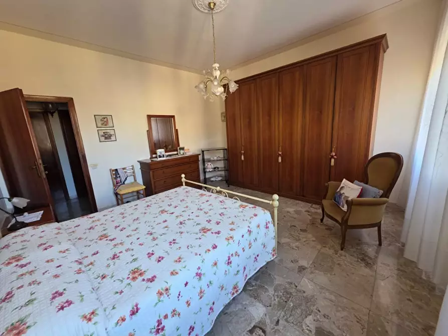 Immagine 12 di Appartamento in vendita  a Pontedera