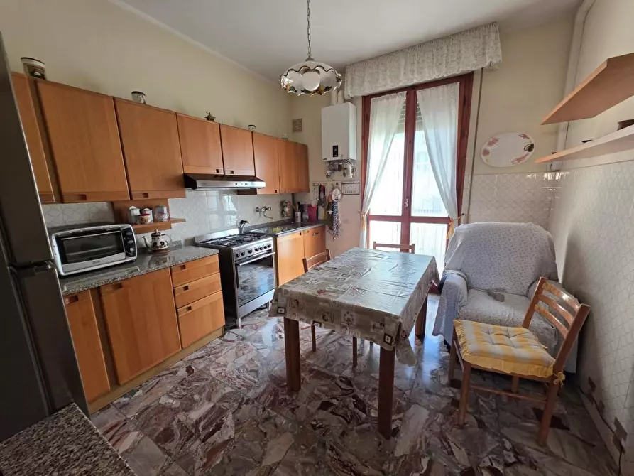 Immagine 8 di Appartamento in vendita  a Pontedera