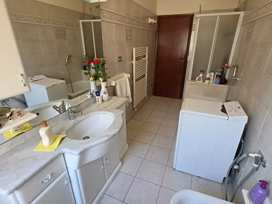 Immagine 17 di Appartamento in vendita  a Pontedera