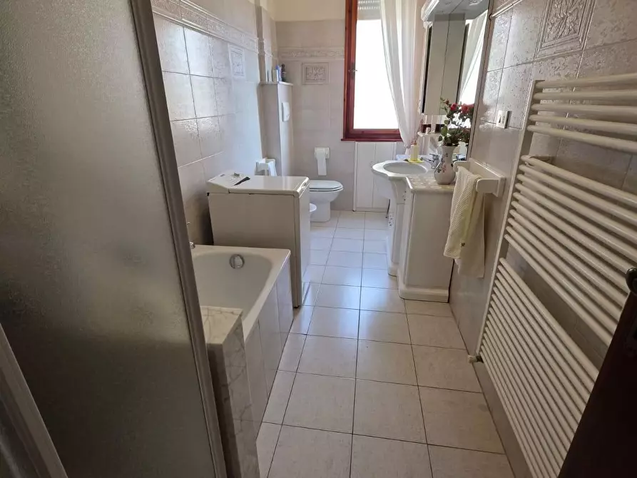 Immagine 18 di Appartamento in vendita  a Pontedera