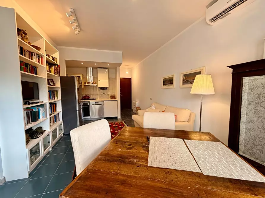 Immagine 7 di Appartamento in vendita  a Massa