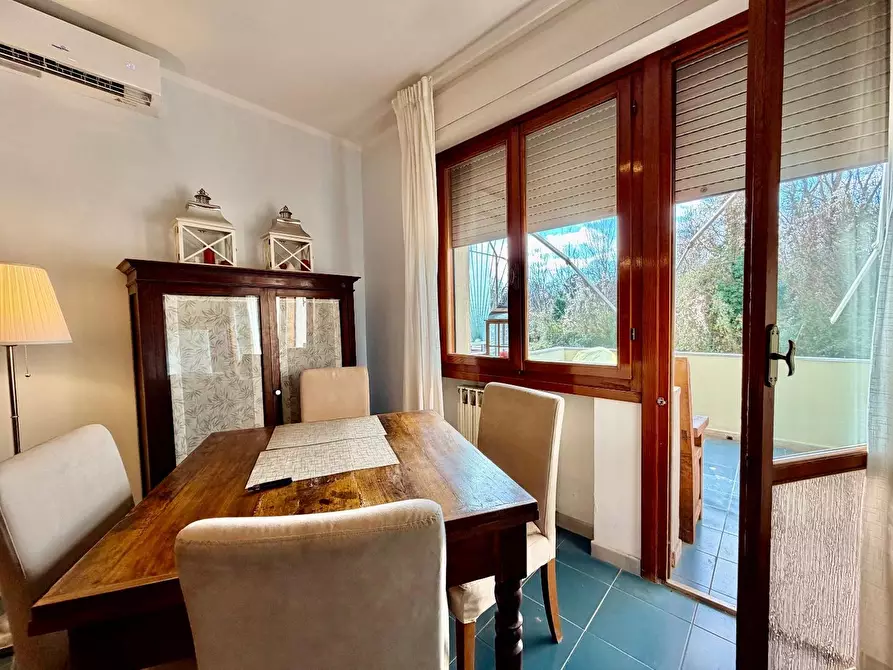 Immagine 8 di Appartamento in vendita  a Massa