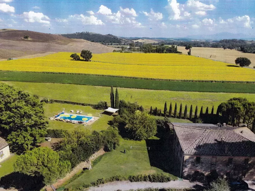 Immagine 1 di Casa colonica in vendita  a Monteroni D'arbia