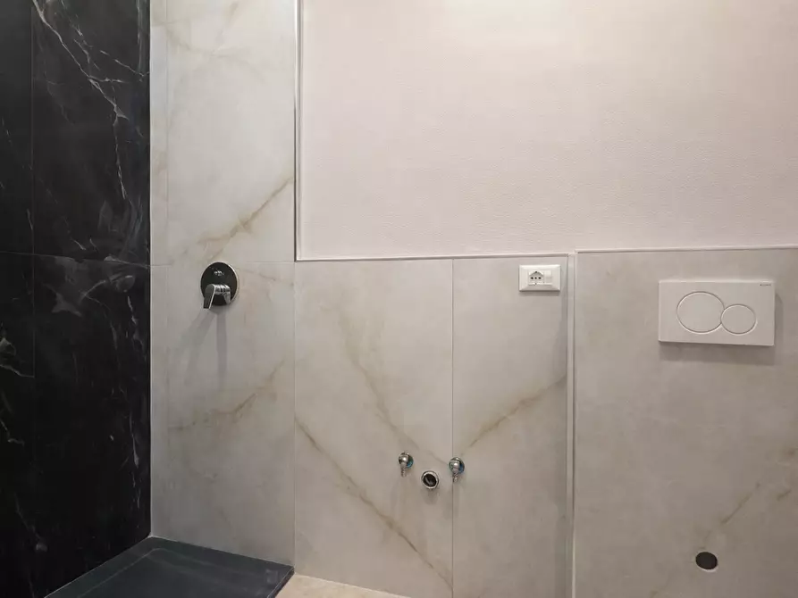 Immagine 18 di Terratetto in vendita  a Pisa