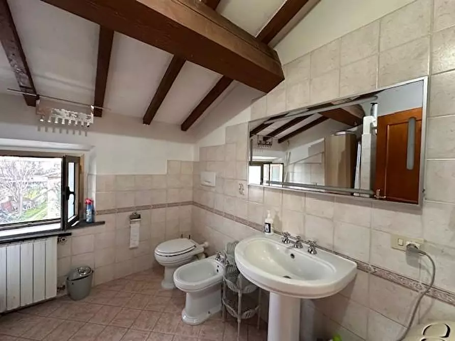 Immagine 23 di Appartamento in vendita  a Cascina