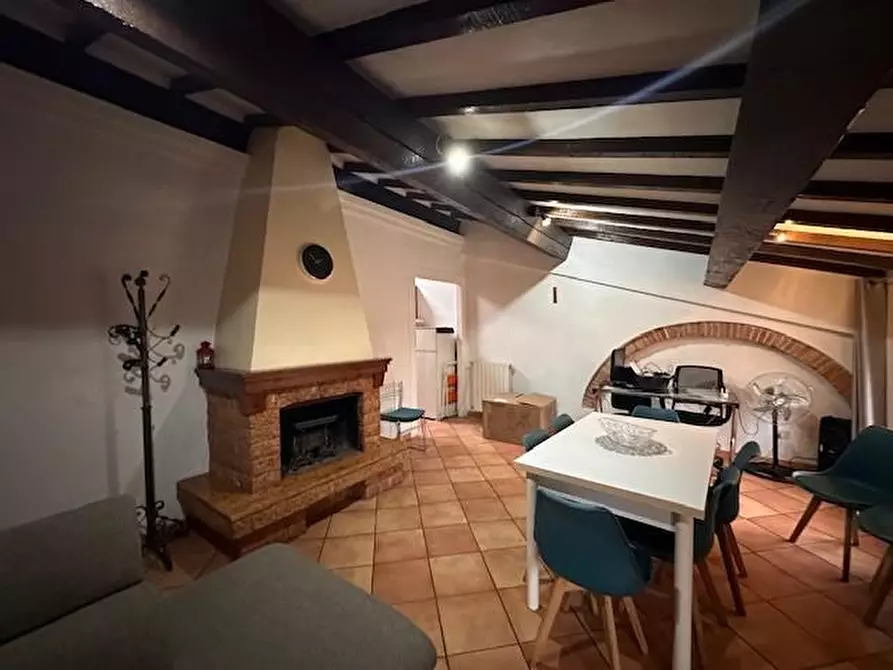 Immagine 5 di Appartamento in vendita  a Cascina