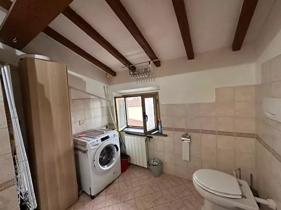 Immagine 25 di Appartamento in vendita  a Cascina