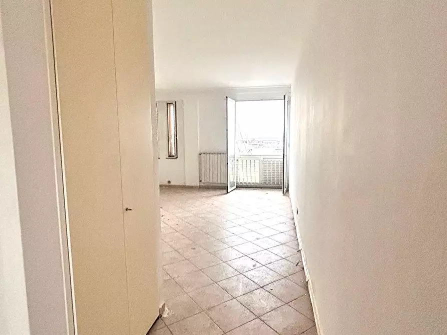 Immagine 5 di Appartamento in vendita  a Pisa