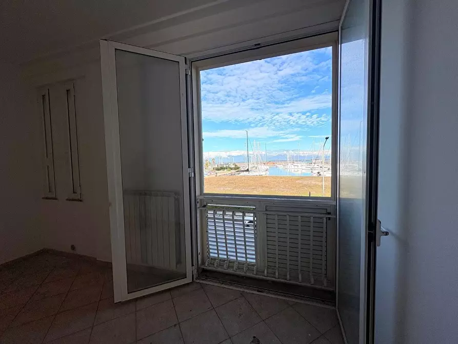 Immagine 1 di Appartamento in vendita  a Pisa