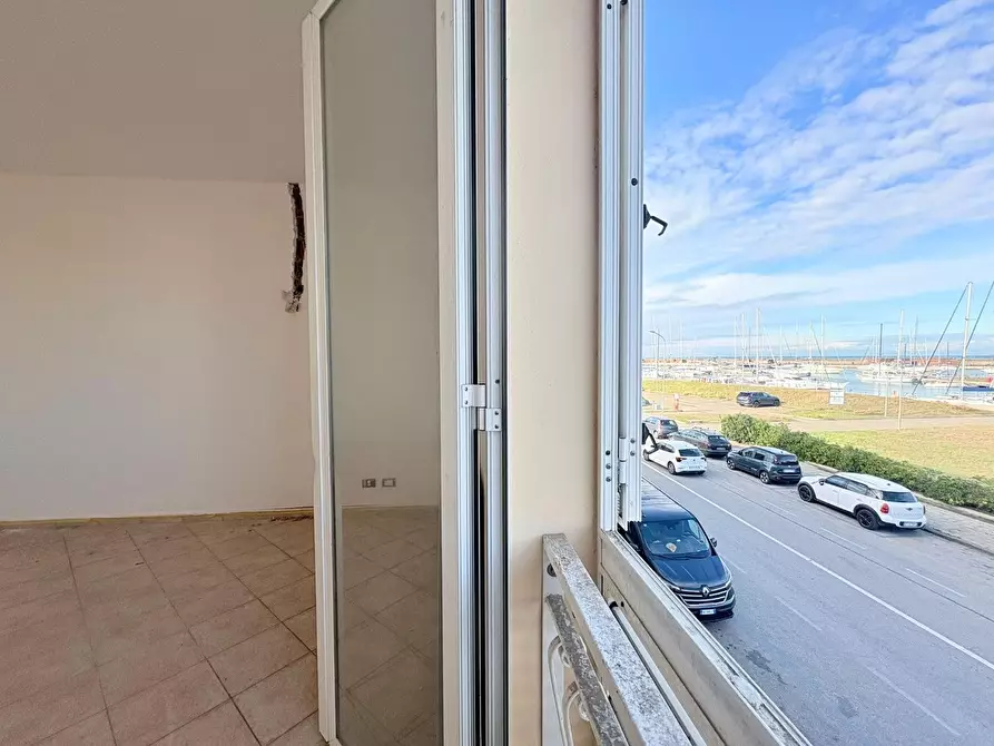 Immagine 11 di Appartamento in vendita  a Pisa