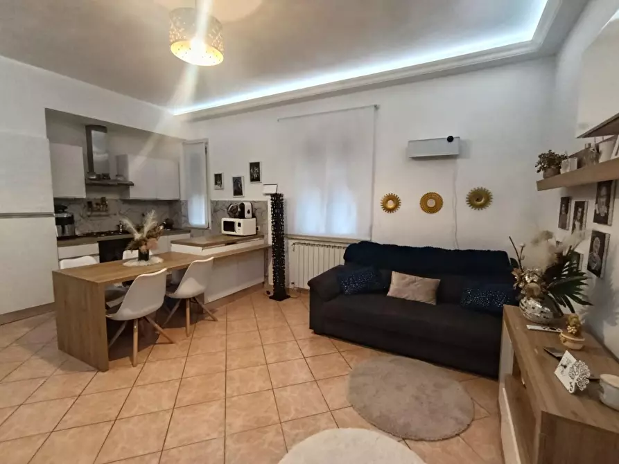 Immagine 2 di Appartamento in vendita  a Santa Maria A Monte