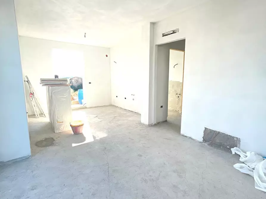 Immagine 1 di Villetta a schiera in vendita  a Cascina