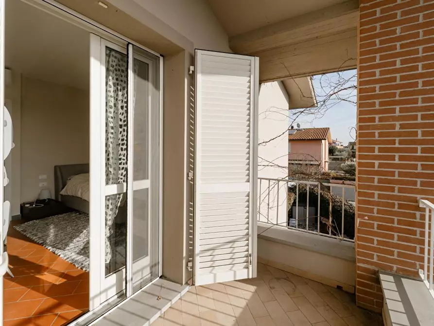 Immagine 31 di Casa indipendente in vendita  a Pontedera