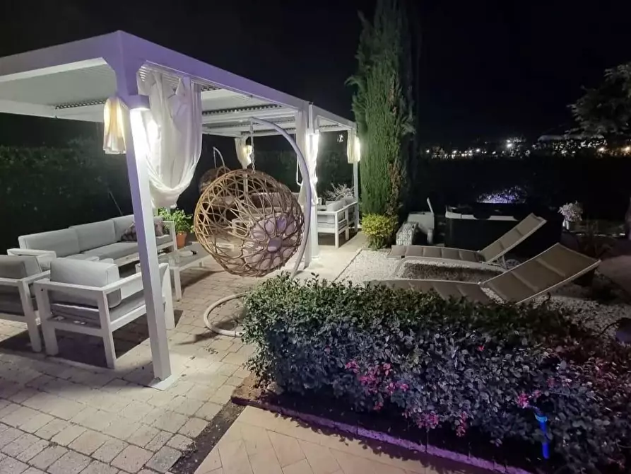 Immagine 7 di Casa indipendente in vendita  a Pontedera