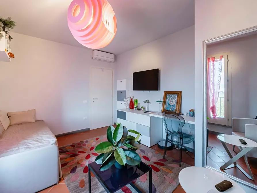 Immagine 27 di Casa indipendente in vendita  a Pontedera