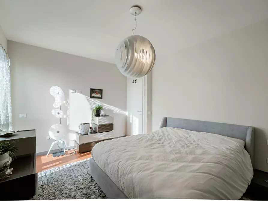 Immagine 23 di Casa indipendente in vendita  a Pontedera