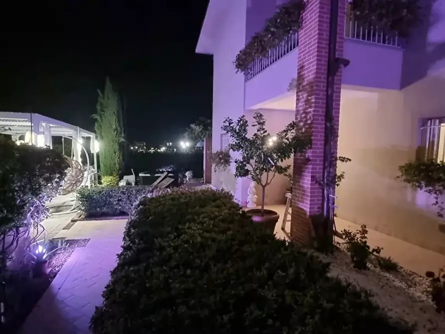 Immagine 39 di Casa indipendente in vendita  a Pontedera