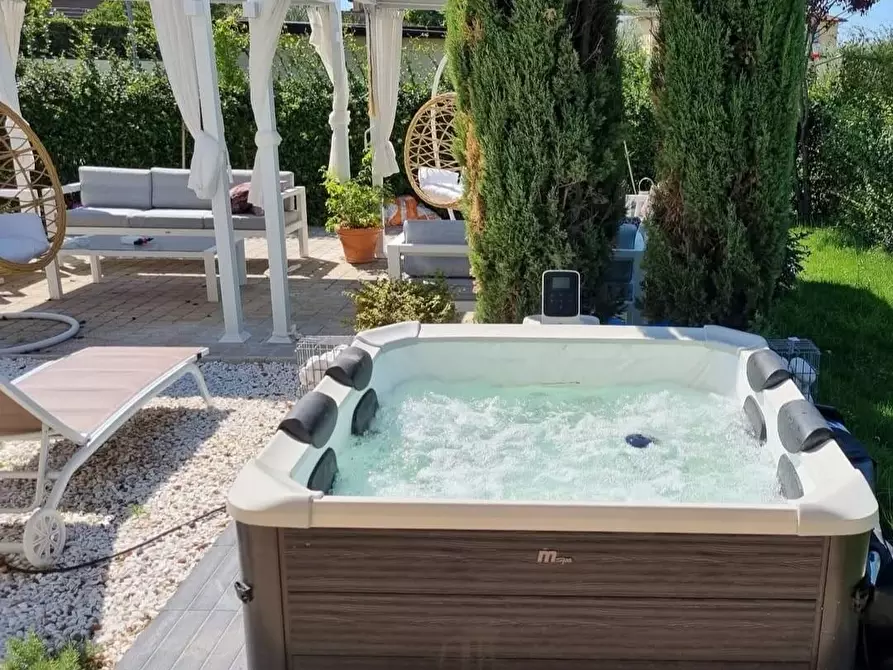 Immagine 40 di Casa indipendente in vendita  a Pontedera