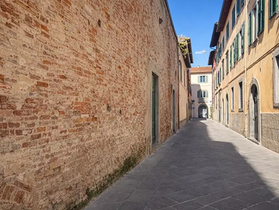 Immagine 38 di Appartamento in vendita  a Pisa