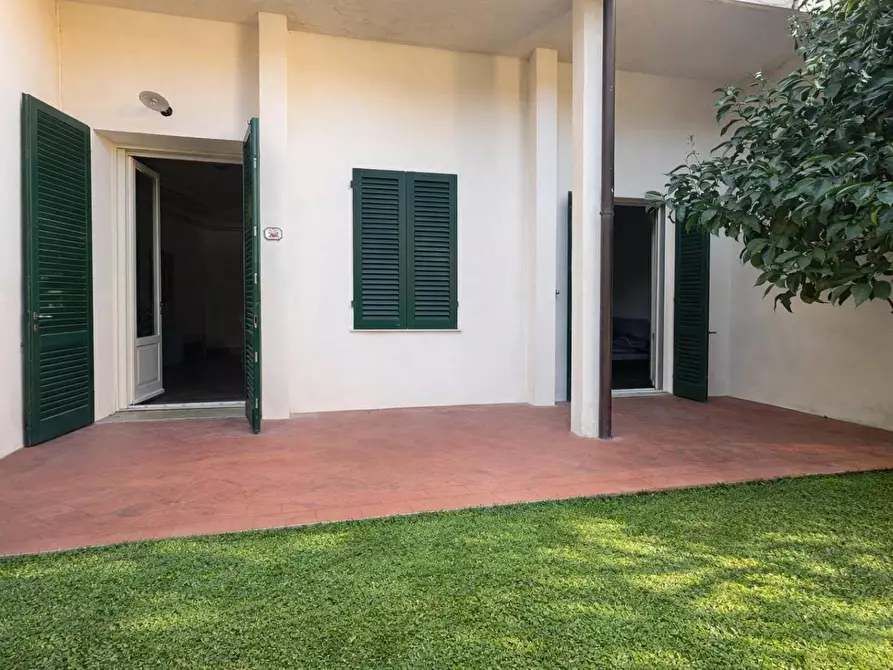 Immagine 37 di Appartamento in vendita  a Pisa