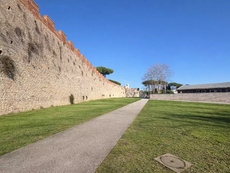 Immagine 39 di Appartamento in vendita  a Pisa