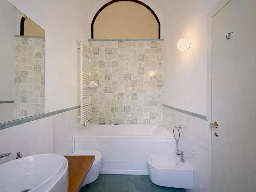 Immagine 34 di Appartamento in vendita  a Pisa