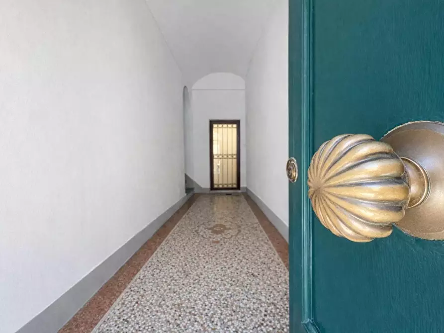 Immagine 1 di Appartamento in vendita  a Pisa