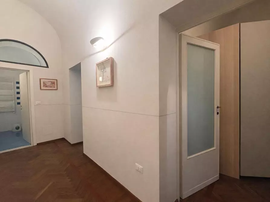 Immagine 9 di Appartamento in vendita  a Pisa