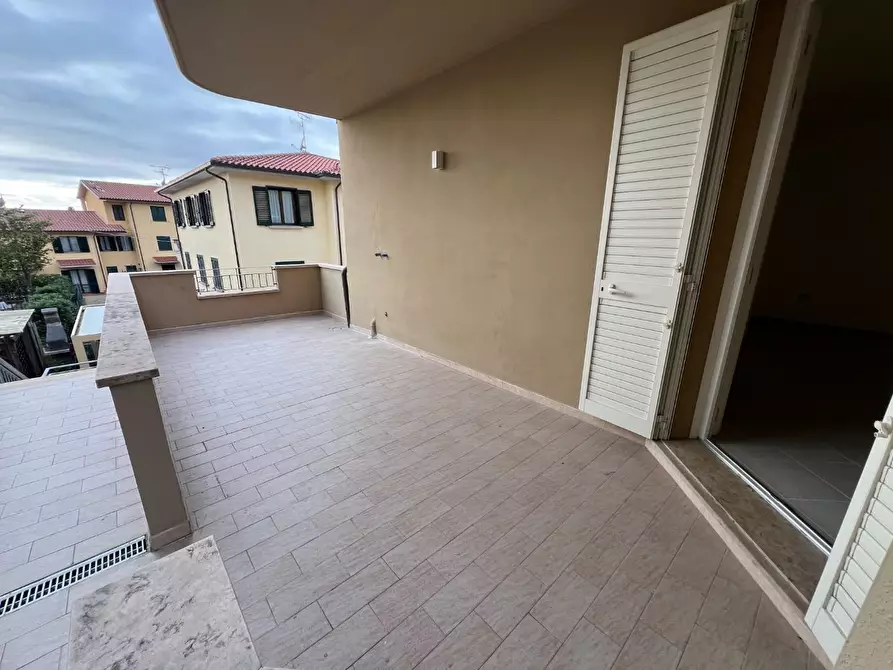 Immagine 2 di Appartamento in vendita  a Rosignano Marittimo