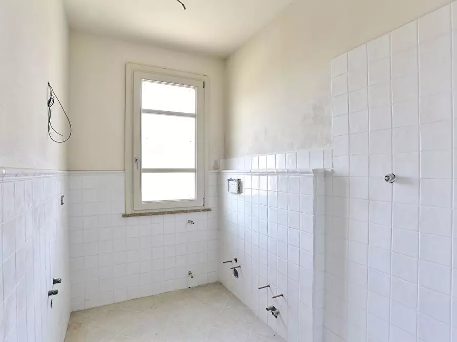 Immagine 7 di Appartamento in vendita  a Rosignano Marittimo